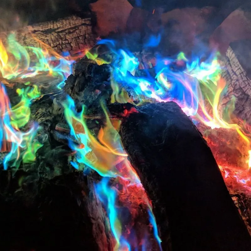 Magical Neon Flames | Multi-Color Feuerfarben für Lagerfeuer & Kamine | 25 g