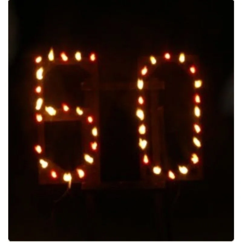 Komplett aufgebautes Lichterbild Feuerschriften 2 Buchstaben oder 2 Zahlen