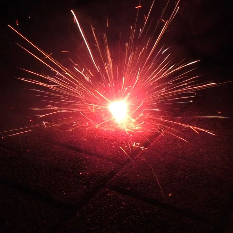 NICO Biene Bodenkreisel für Kids 5 Stück