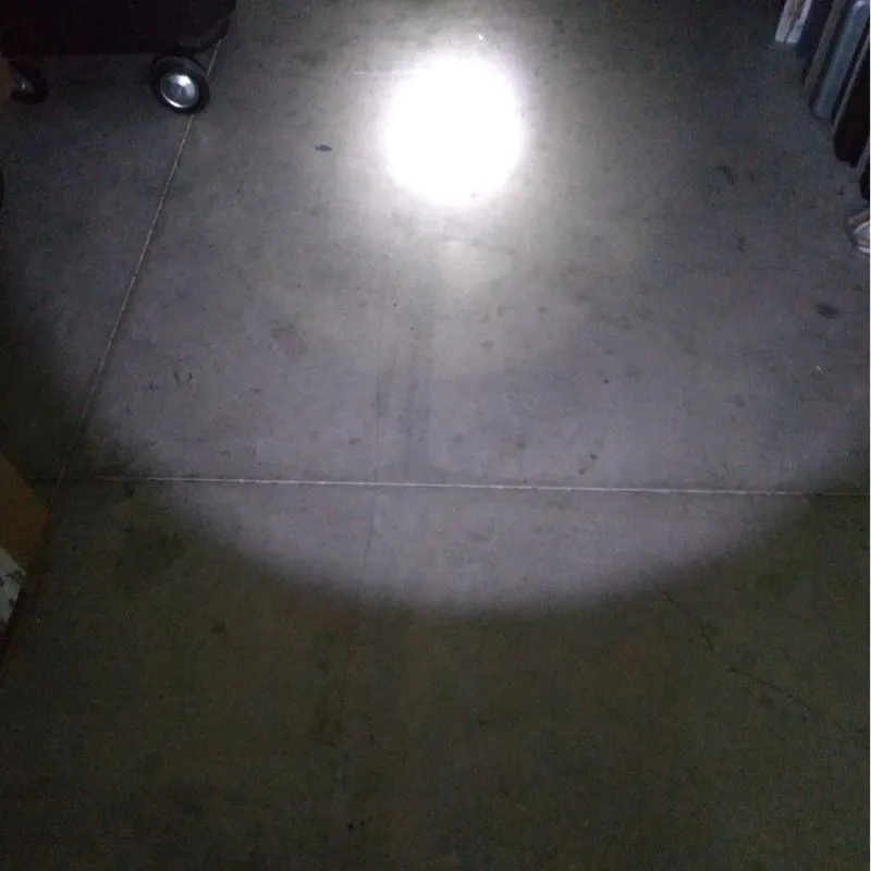 Kopflampe mit XPE und COB LED | Leicht, dimmbar und einseitig magnetisch