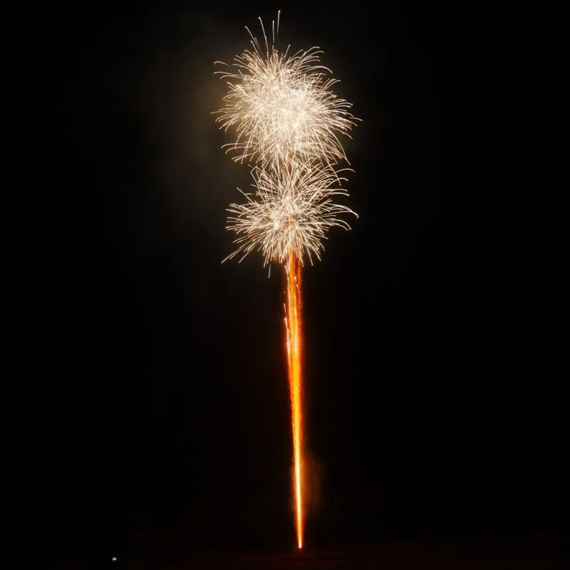 ROMAN FIRE | Römisches Lichterbündel 180 Schuss | NICO